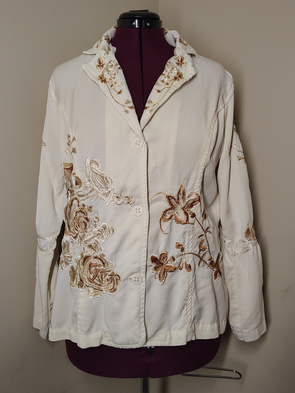 Coldwater Creek Women's Embroidered Floral Button-Down Jacket Size 1X Cream